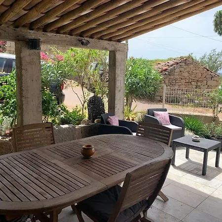Jolie Maison Individuelle Dans L'extreme Sud Dom wakacyjny Monacia-d'Aullene